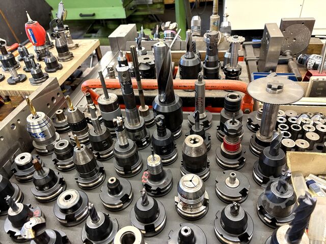 Šarže držáků nástrojů SK 40 nan nan