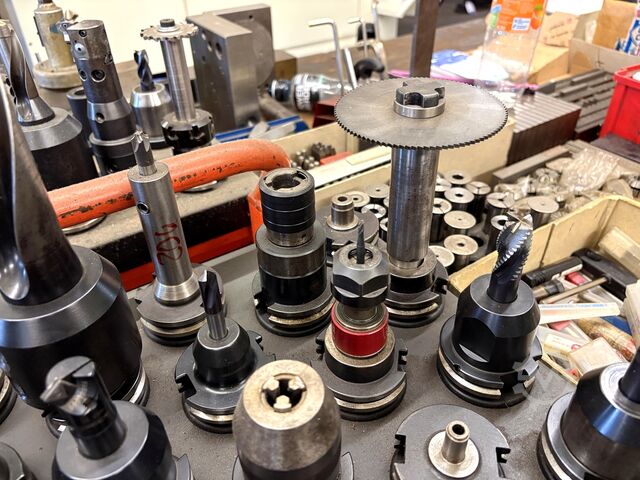 Šarže držáků nástrojů SK 40 nan nan