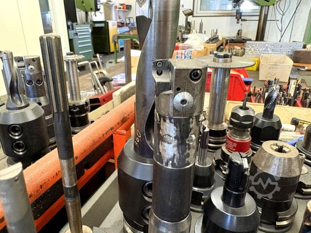 Šarže držáků nástrojů SK 40 nan nan