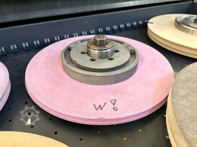 Dílenská zásuvková skříň s obsahem KIND Workshop drawer cabinet with contents