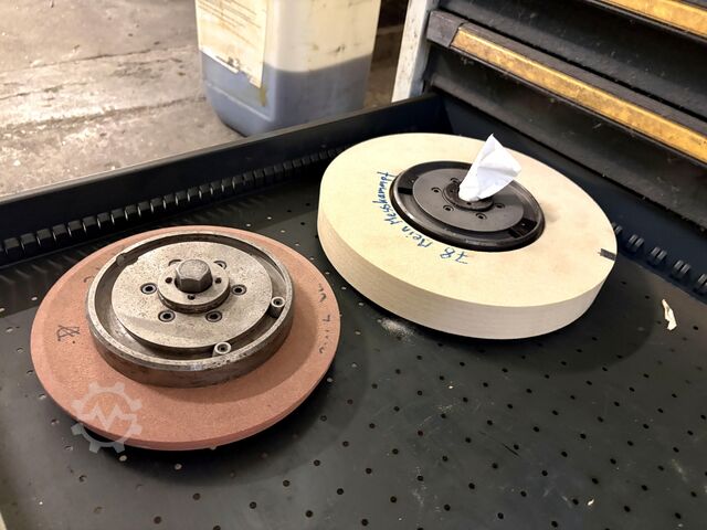 Dílenská zásuvková skříň s obsahem KIND Workshop drawer cabinet with contents