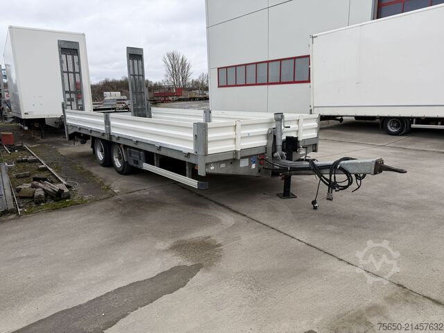 Nízkoložný přívěs  tt  Tandemtieflader, hydr. Rampen, wenig Benutzt