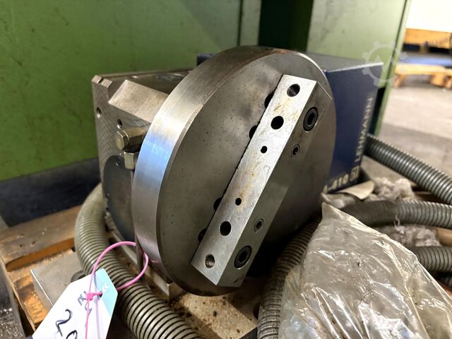 CNC vertikalt bearbetningscenter KONDIA B 500