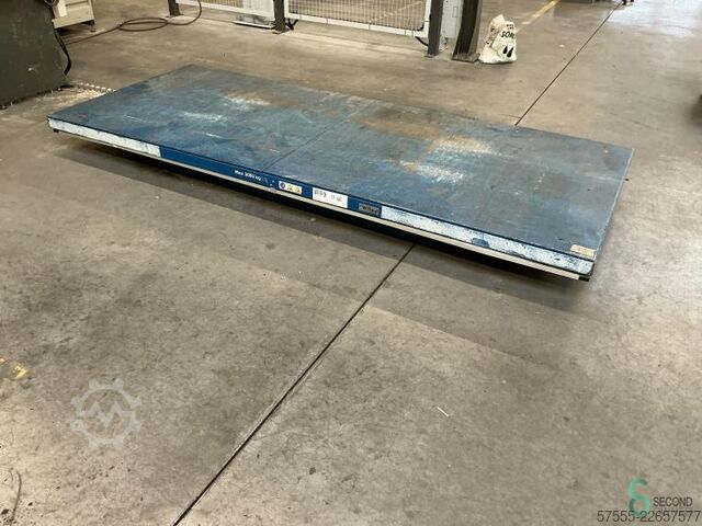 Plataforma elevatória tipo tesoura HYMO X30-11, ano 1977 HYMO 