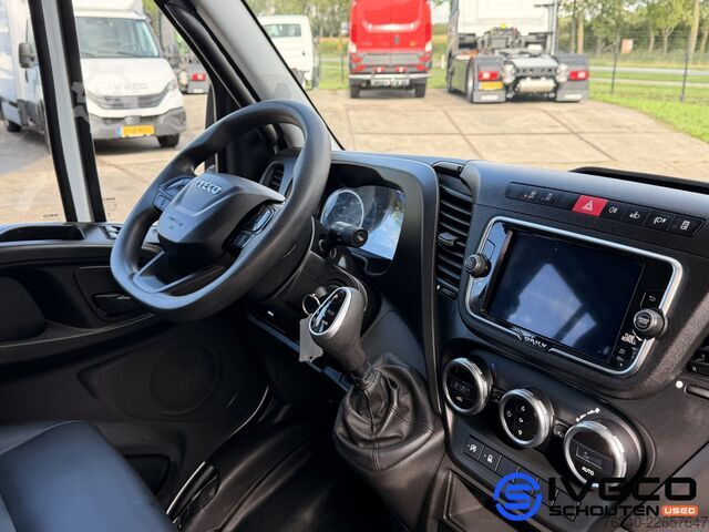 Nakládací plošina Iveco Daily 35C14H A8 2.3L 140pl W4100 | Dubbele cabi...