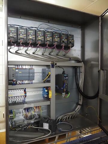 Burklinje (upp till 2000 burkar/tim) Handtmann / Stiller VF830+Verbufa+STA2000
