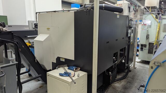 Torno CNC com alimentador de barras OKUMA L300-MW