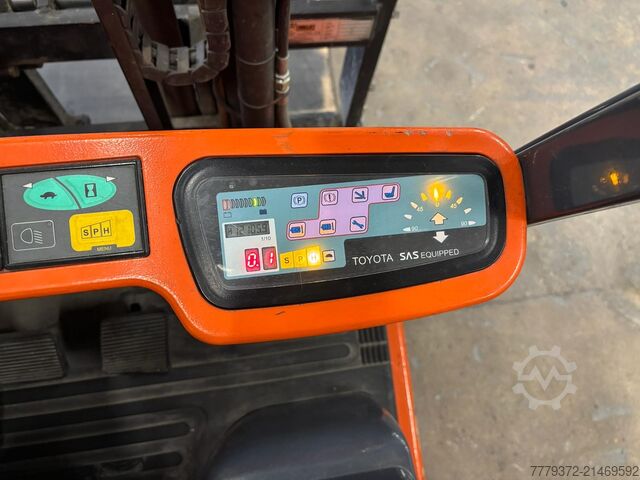 Carrello elevatore Toyota 7FBEST 13