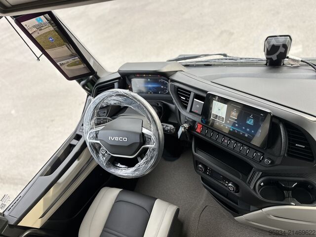 Trattore stradale standard Iveco S-WAY 580 ADR