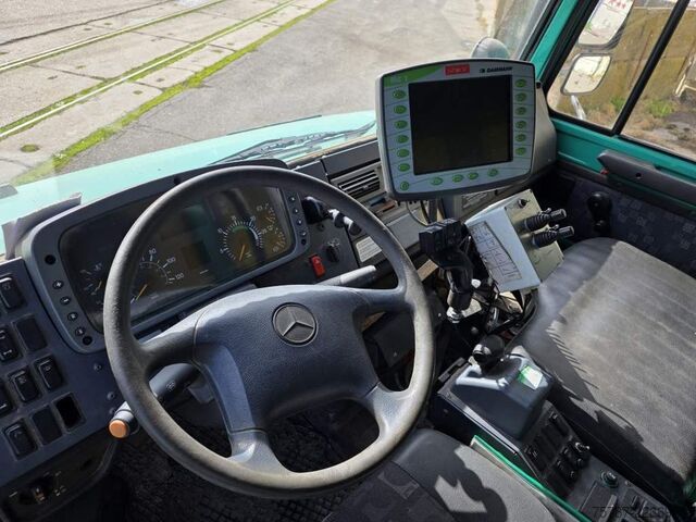 Teherautó alváz UNIMOG U5000 4x4 Chassis, Standklima, 4374/45