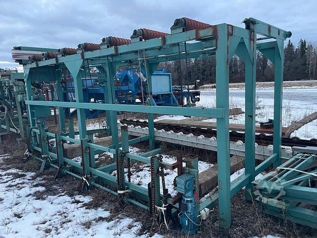 Mașini de transport Roller conveyor with chain cross conveyor