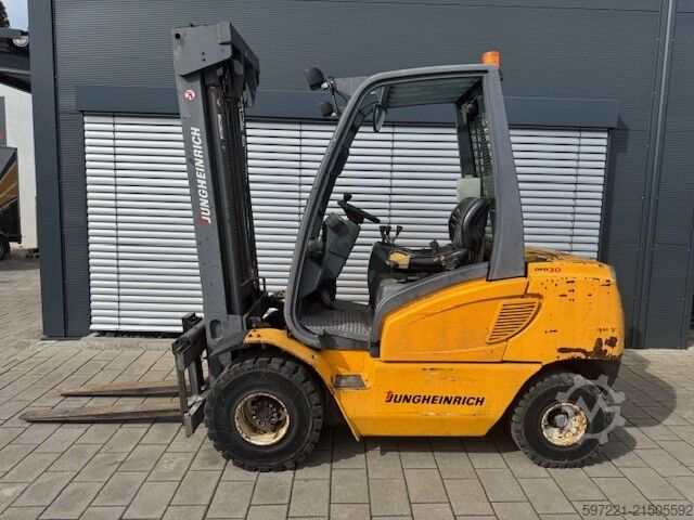 Περονοφόρα πετρελαίου Jungheinrich DFG 30 BK