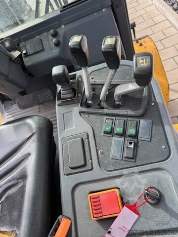 Περονοφόρα πετρελαίου Jungheinrich DFG 30 BK