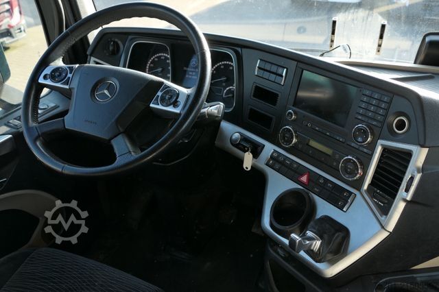 Τυπική μονάδα τράκτορα MERCEDES-BENZ Actros 1851 Bigspace Retarder XL-Tank Blatt/Luft