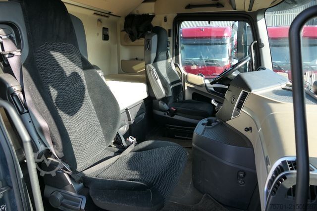 Τυπική μονάδα τράκτορα MERCEDES-BENZ Actros 1851 Bigspace Retarder XL-Tank Blatt/Luft