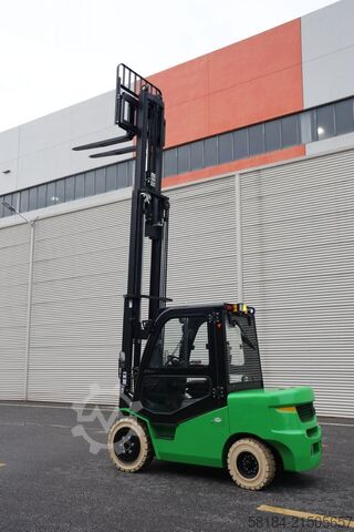 Ηλεκτρικό περονοφόρο τετράτροχο Noblelift CPD25-A