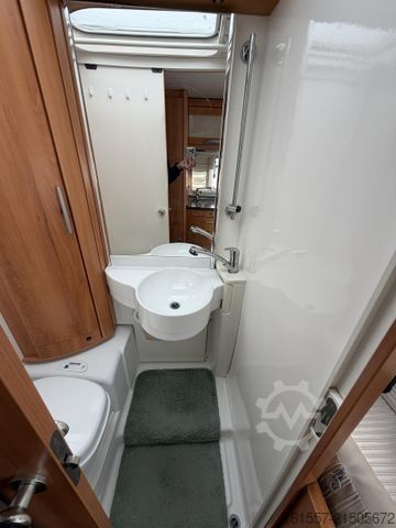 Integrovaný obytný vůz HYMER/ERIBA B-Klasse SL B-SL 674 3,0 Ltr. SAT+TV, Solar,