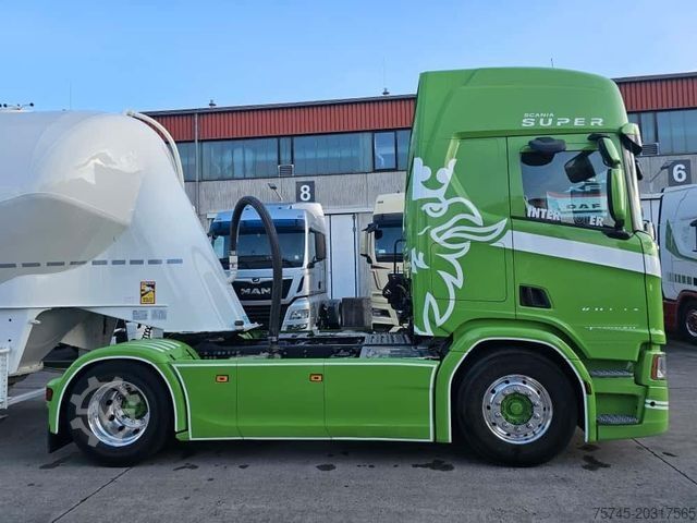Standardni tegljač SCANIA R 460*SPITZER SILO*WENIG KM*ACC*KOMPRESSOR*TOP