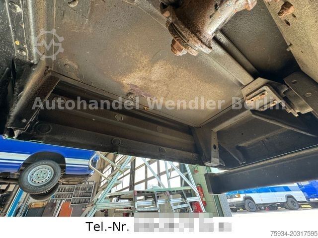 Drugi MERCEDES-BENZ 711D/ 609D lang/hoch Servo/Standh/ H-Gutachten