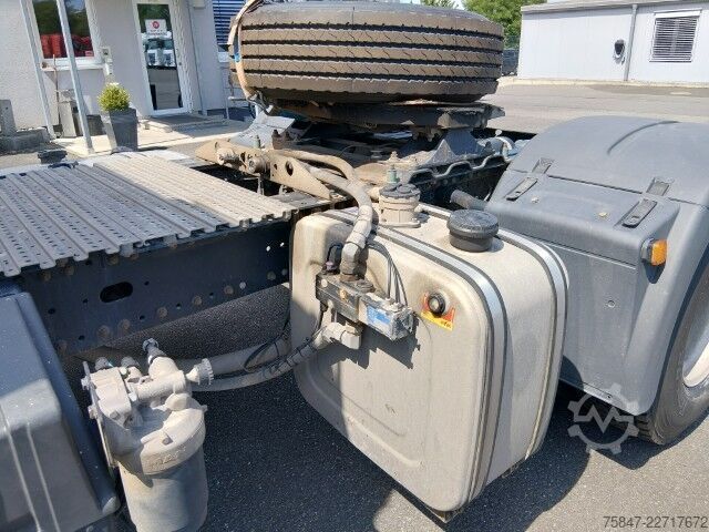 Standard nyergesvontató MAN TGX 18.470 BL Kipphydraulik Retarder Alu