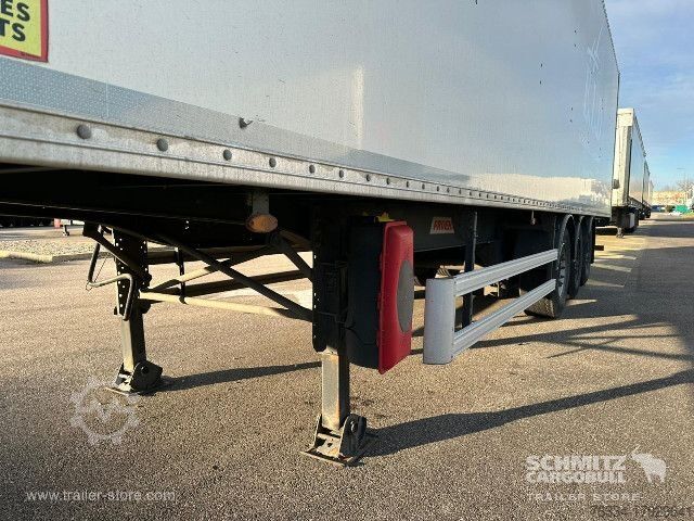 Semi-remorque fourgon Fruehauf Semitrailer Dryfreight Standard Porte relevante