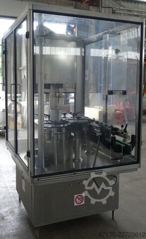 Cerradora de botellas de 6 cabezales BERTOLASO Sigma 606