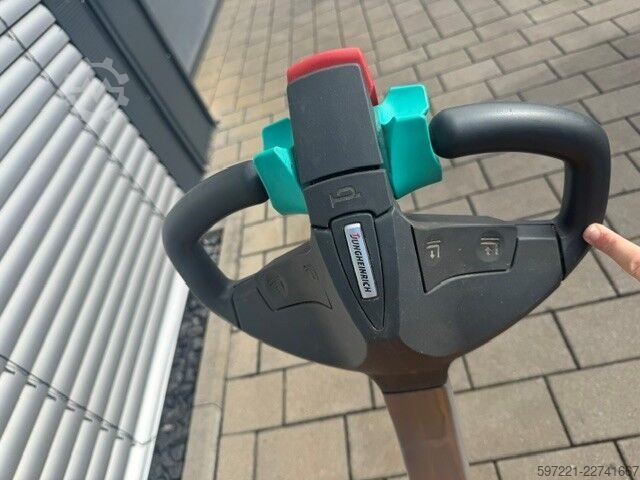 Elektrikli Paletli Transpaletler Jungheinrich EJE 116