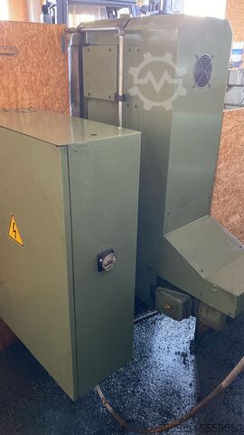 Centrum obróbcze, frezarka x1000 Niigata U-1000