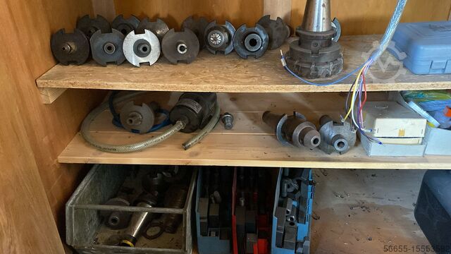 Centrum obróbcze, frezarka x1000 Niigata U-1000