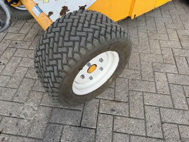  NIFTYLIFT HR12 NE Knikarmhoogwerker 4x2 Elektrisch 2012 12M werkhoogte