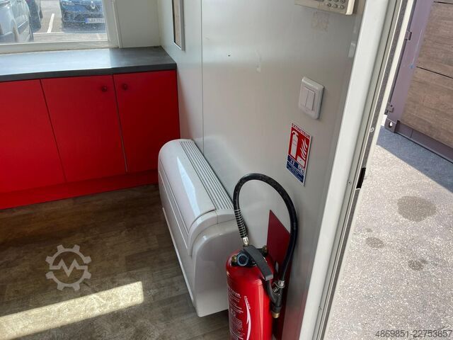 Kontener mieszkalny  Bürocontainer Werkstatt Container 8m
