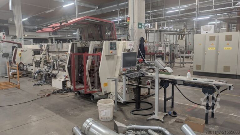 Máquina de postformado IMA 