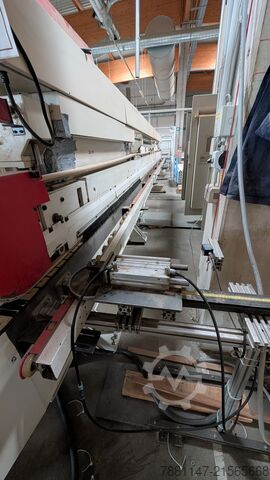 Máquina de postformado IMA 