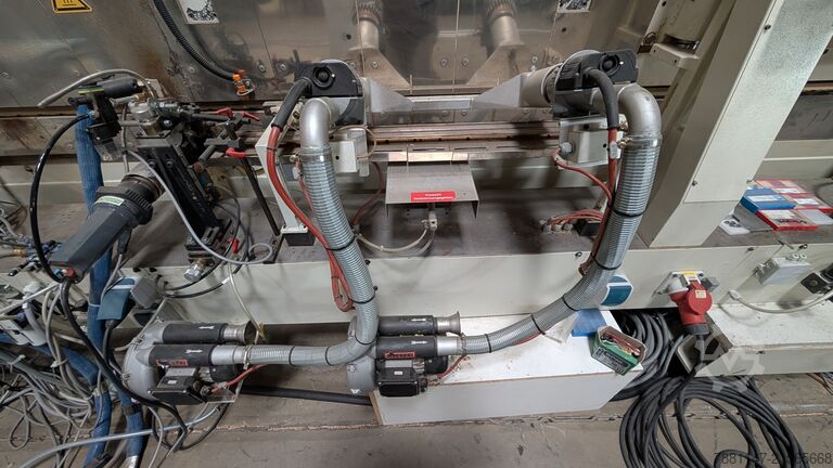 Máquina de postformado IMA 