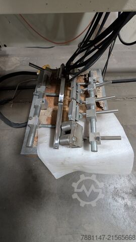 Máquina de postformado IMA 