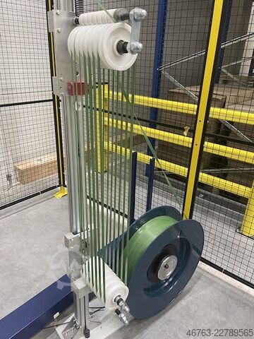 Combinación de enfardadora de stretch y flejadora Cyklop Twinpack 111