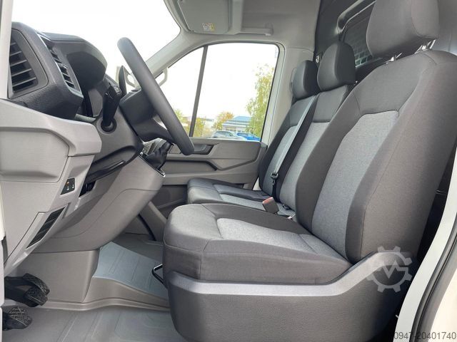 Komercijalno vozilo sa visokim krovom VOLKSWAGEN Crafter Kasten 35 L4H3 MFL DAB KLIMA KAMERA