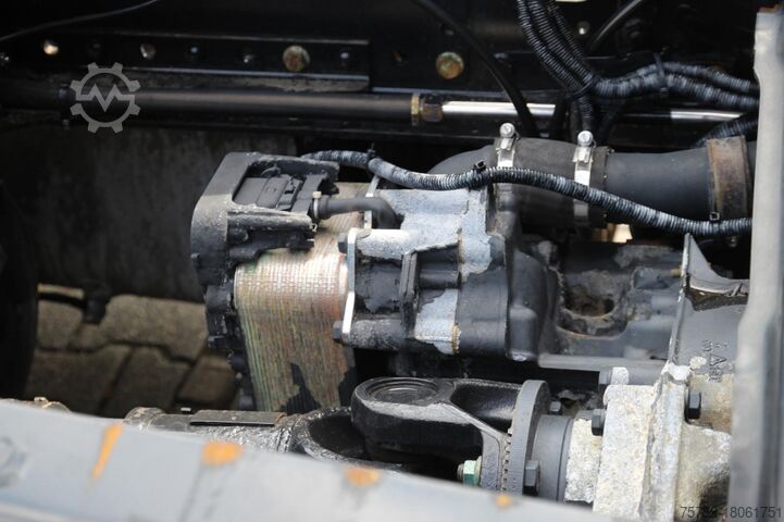 Cap tractor standard MAN TGX 18.520 E6  XXL   D38   Retarder   2 Tank