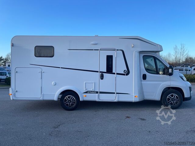 Half-integraal camper ETRUSCO ETRUSCO 6.9 SB T-MODELL BASE