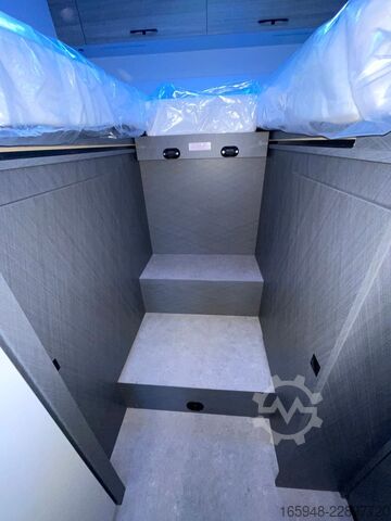 Half-integraal camper ETRUSCO ETRUSCO 6.9 SB T-MODELL BASE