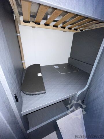 Half-integraal camper ETRUSCO ETRUSCO 6.9 SB T-MODELL BASE