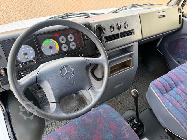 Samochód dostawczy z plandeką MERCEDES-BENZ Vario 614 D DoKa PP/ DPF/ LBW 1.0t/ AHK/ Org. KM