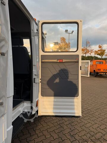 Samochód dostawczy z plandeką MERCEDES-BENZ Vario 614 D DoKa PP/ DPF/ LBW 1.0t/ AHK/ Org. KM