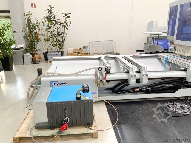 CNC-bewerkingscentrum MET Lijmen HOMAG BAZ 222 / 60 / K