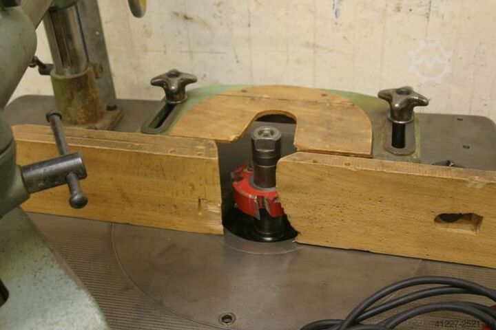 Tabel freesmachine Stehle** mit Vorschub