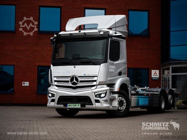 Speciální nákladní automobil Mercedes-Benz Other