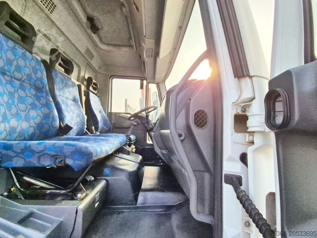 φορτηγό με γερανό και ανατρεπόμενο Iveco EUROCARGO 120E24 K