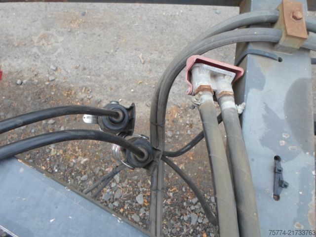 Naczepa niskopodwoziowa MÜLLER-MITTELTAL T 3-Profi-30 To. 3 Achser