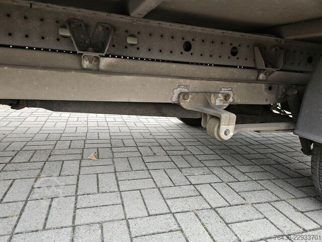 Vrachtwagen met bakwagen MERCEDES-BENZ Sprinter 311 CDI KOFFER TÜV 04/2027