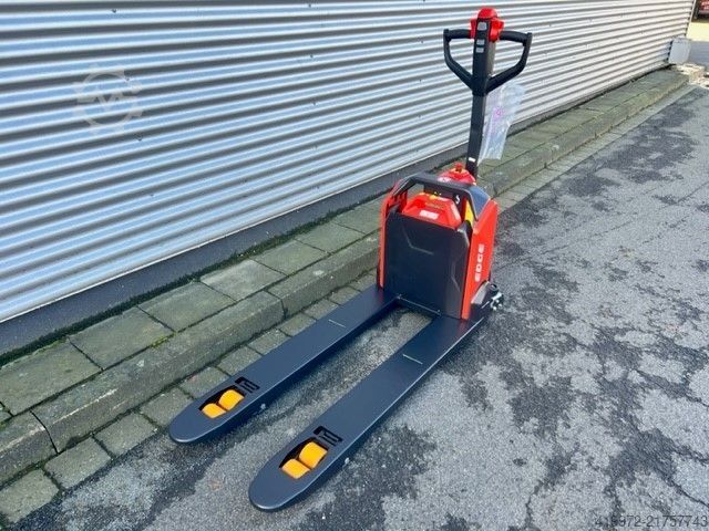 Porta-paletes manual Noblelift PT E15N EDGE